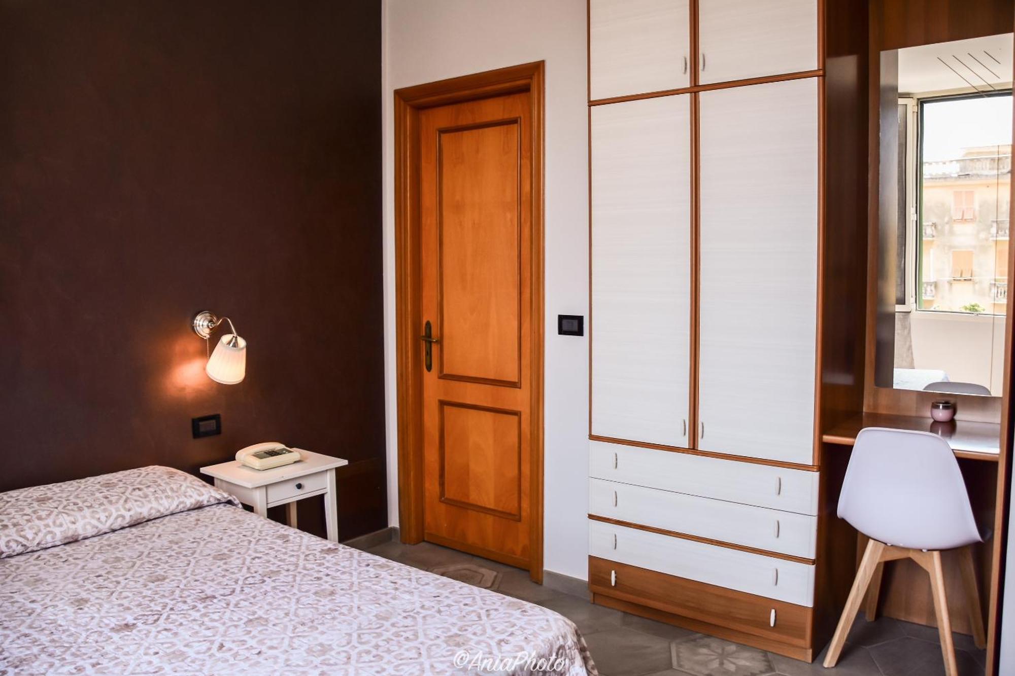 Albergo Florida ตัจจา ภายนอก รูปภาพ
